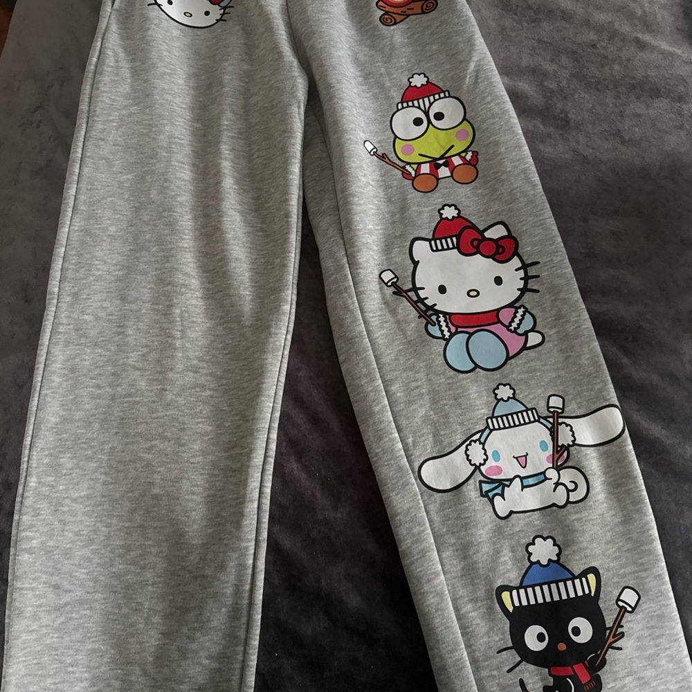 NWT Sanrio Hello Kitty for Aeropostale XS